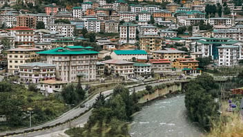 How to hire and pay employees in&nbsp;Bhutan