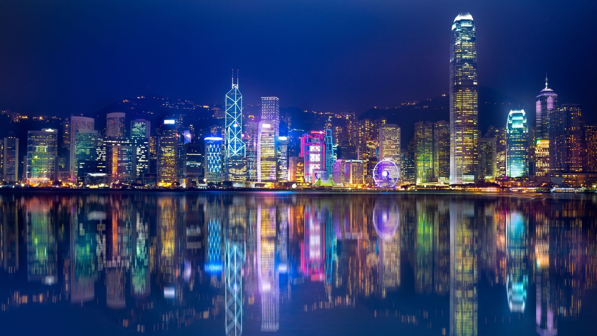 Singapore vs Hong Kong: Choosing Your Gateway to Asia