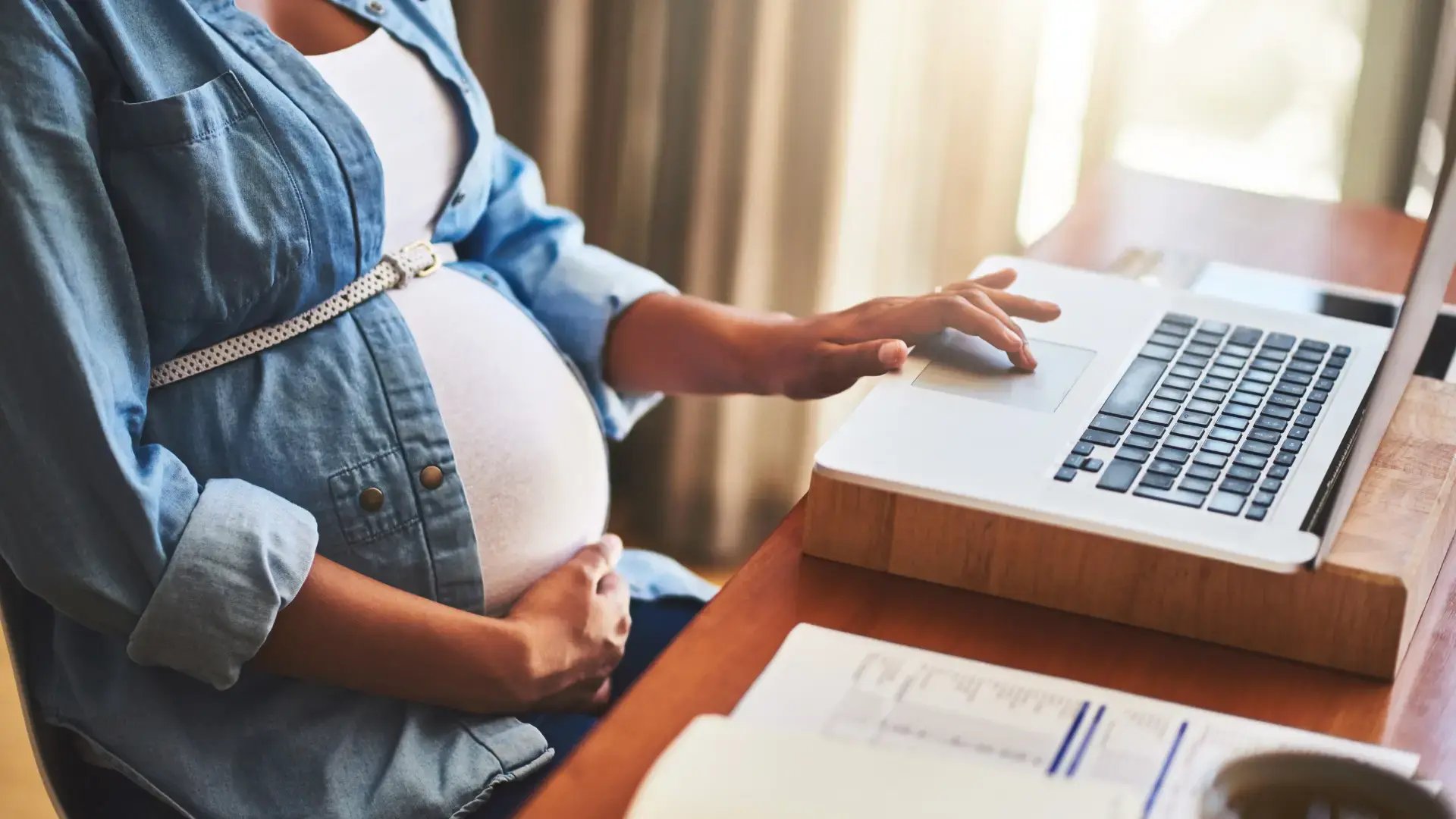 Expanding on the foundation of standard maternity leave in France, a new "additional birth leave" entitlement (Congé de naissance) will take effect on 1 July 2026. 