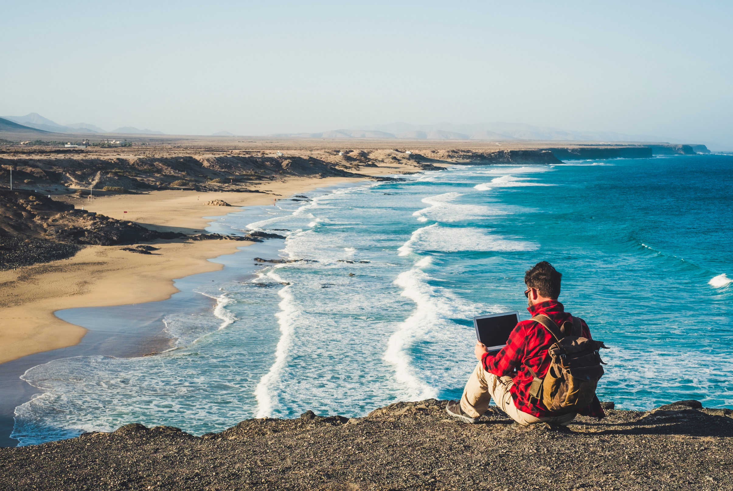 ｜遠距工作的優點｜ 更能彈性調適自己的生活品質：如果平日要去銀行辦事甚麼的，都可以自己調配時間、安排個人規劃