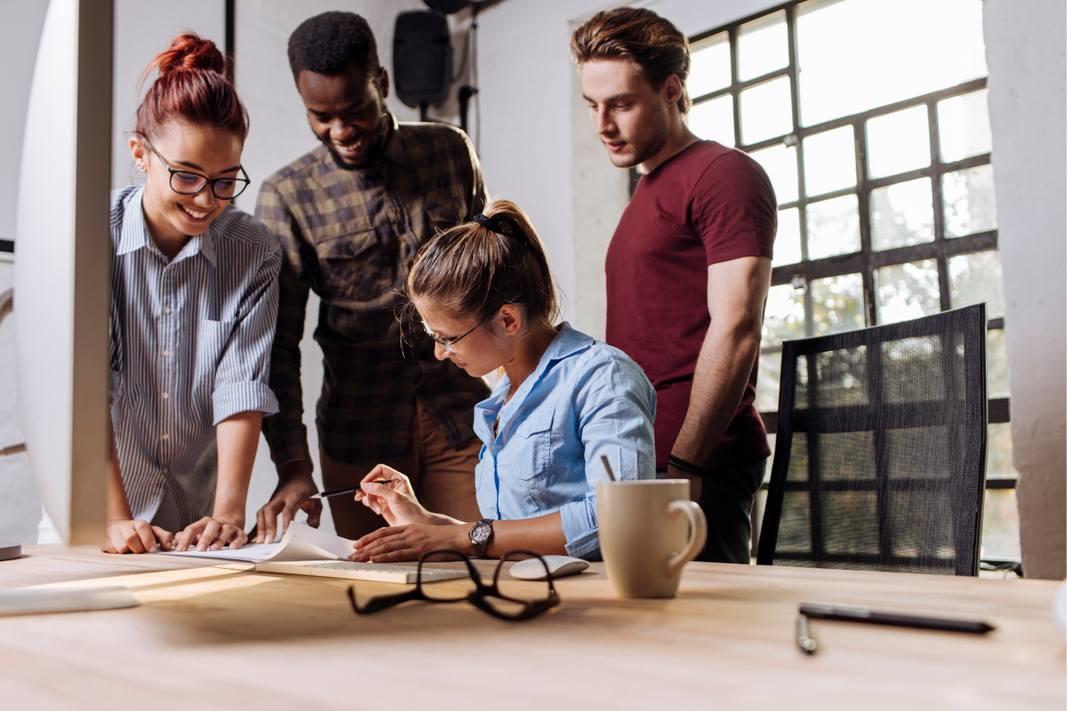 Slash 斜槓是一種態度，是一種追求多元化的人生和工作模式。 斜槓族不滿足於朝九晚六單調的工作模式，追求多樣化的工作模式，獲得更大的工作自主權。Slash 斜槓亦不只限於工作的層面上，Slash 亦可以是一種追求多元化的人生模式。