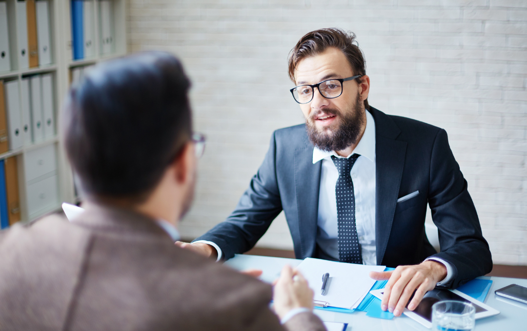 The Best Way to Pay People Internationally: Employees vs Contractors