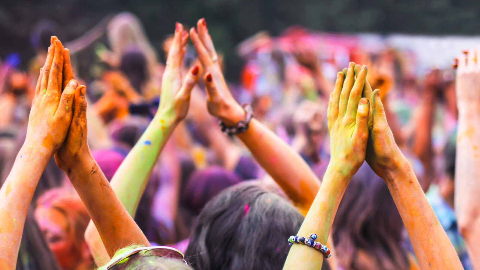 For 2026, the Central Government notifies a limited number of national (gazetted) holidays, along with a list of optional/restricted holidays.