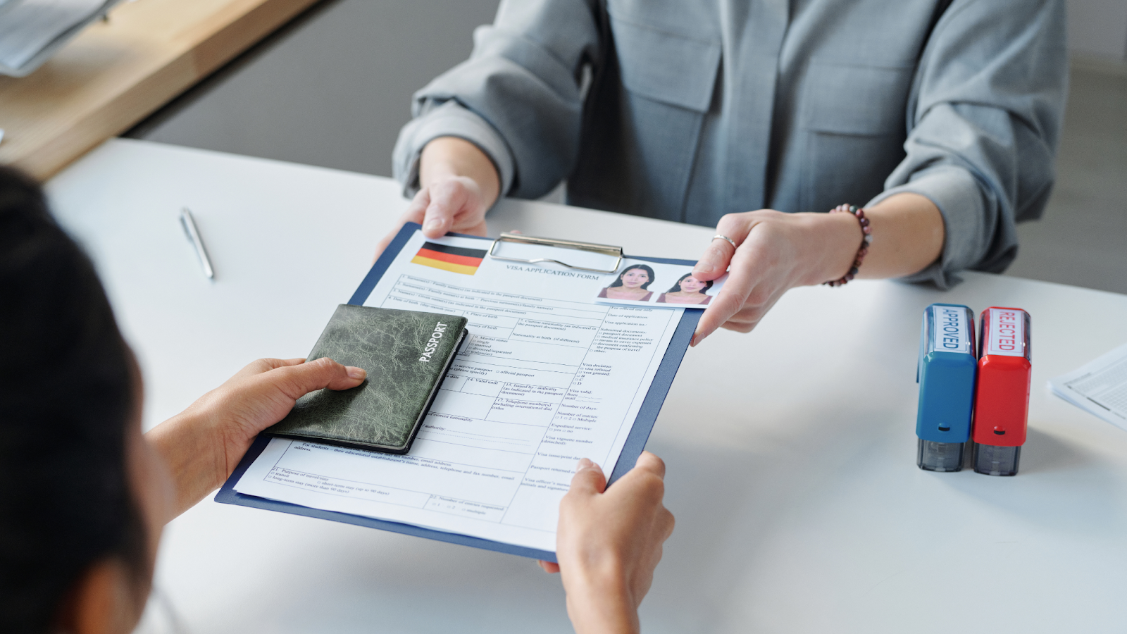 According to the Ministry of Manpower (MOM), Singapore offers multiple types of work passes tailored for different categories of foreign professionals and workers. 