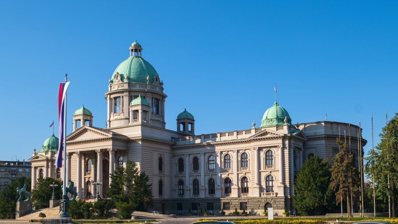 How to hire and pay employees in&nbsp;Serbia