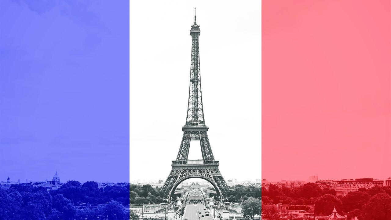 Building a team across French-speaking regions offers significant advantages. A diverse workforce brings together different perspectives, fostering innovation and creativity. It also enhances your company’s ability to connect with and serve a broader customer base. For businesses looking to expand into French-speaking markets, having team members who understand local languages, cultures, and business practices is invaluable.